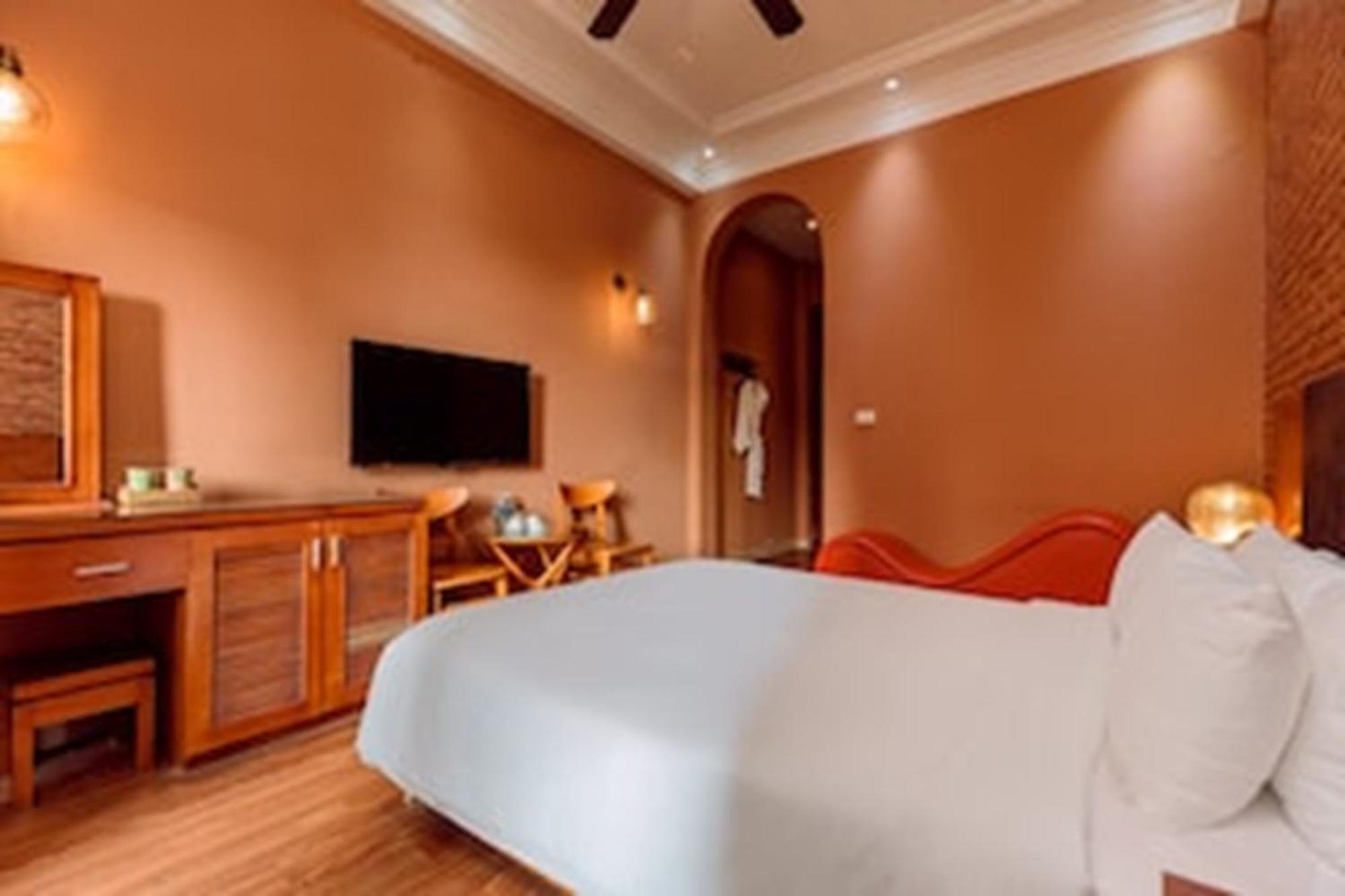 Super Oyo Capital O 1173 Le Grand Hanoi Hotel - The Ruby Екстериор снимка