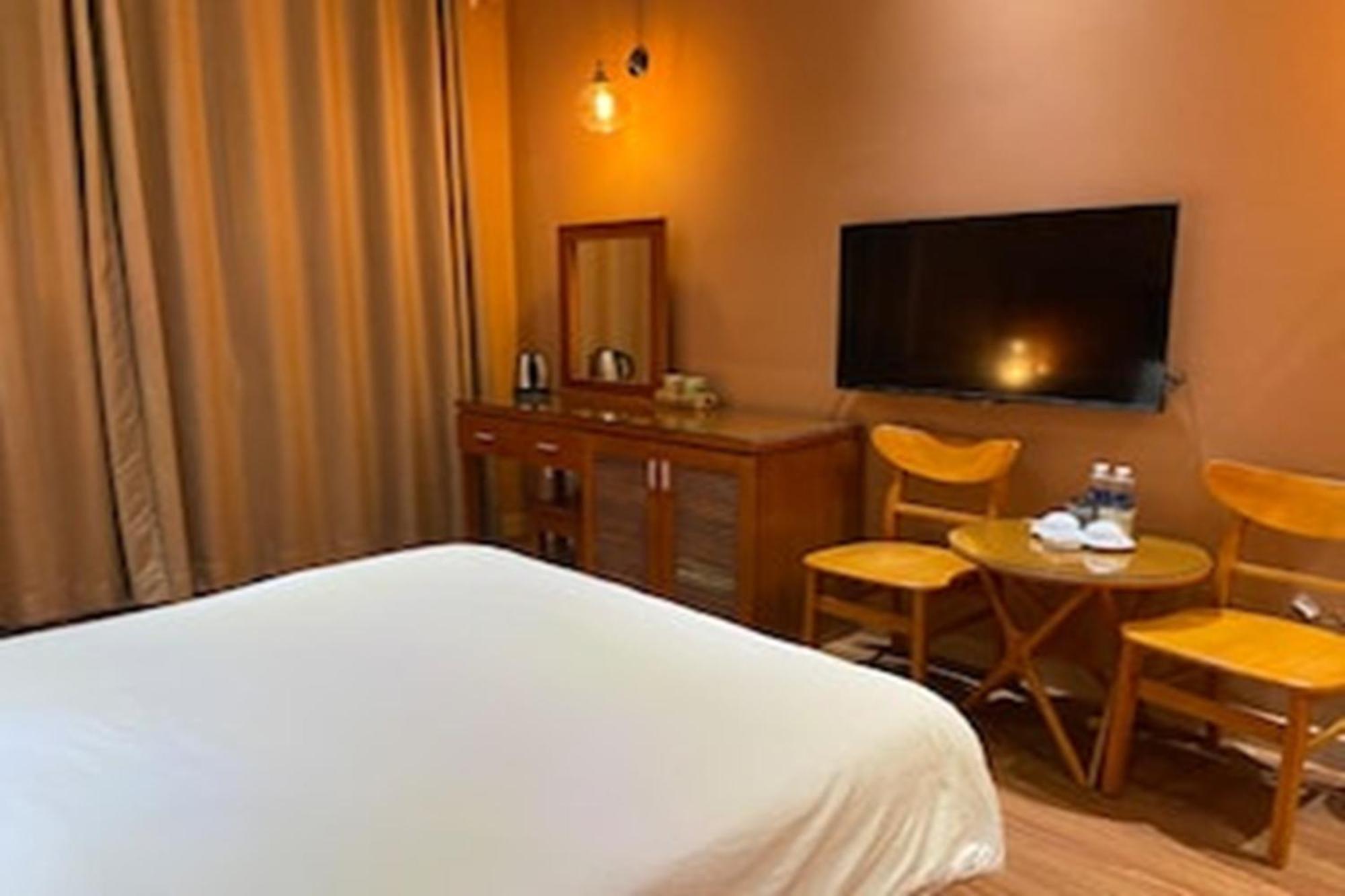 Super Oyo Capital O 1173 Le Grand Hanoi Hotel - The Ruby Екстериор снимка